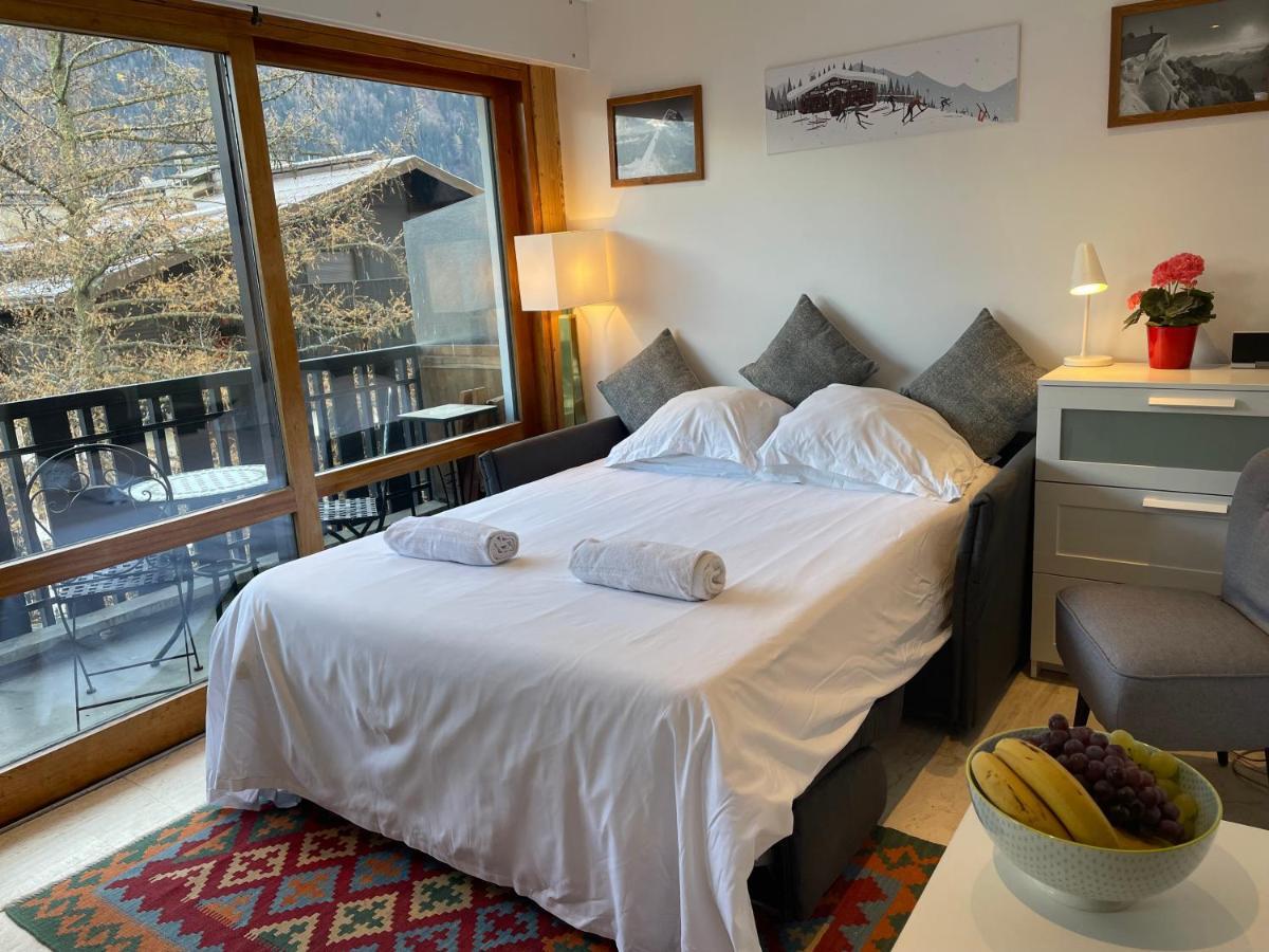 Apartment Le Pied Du Brevent - Walk To Ski Lift, Chamonix Getaway Eksteriør billede