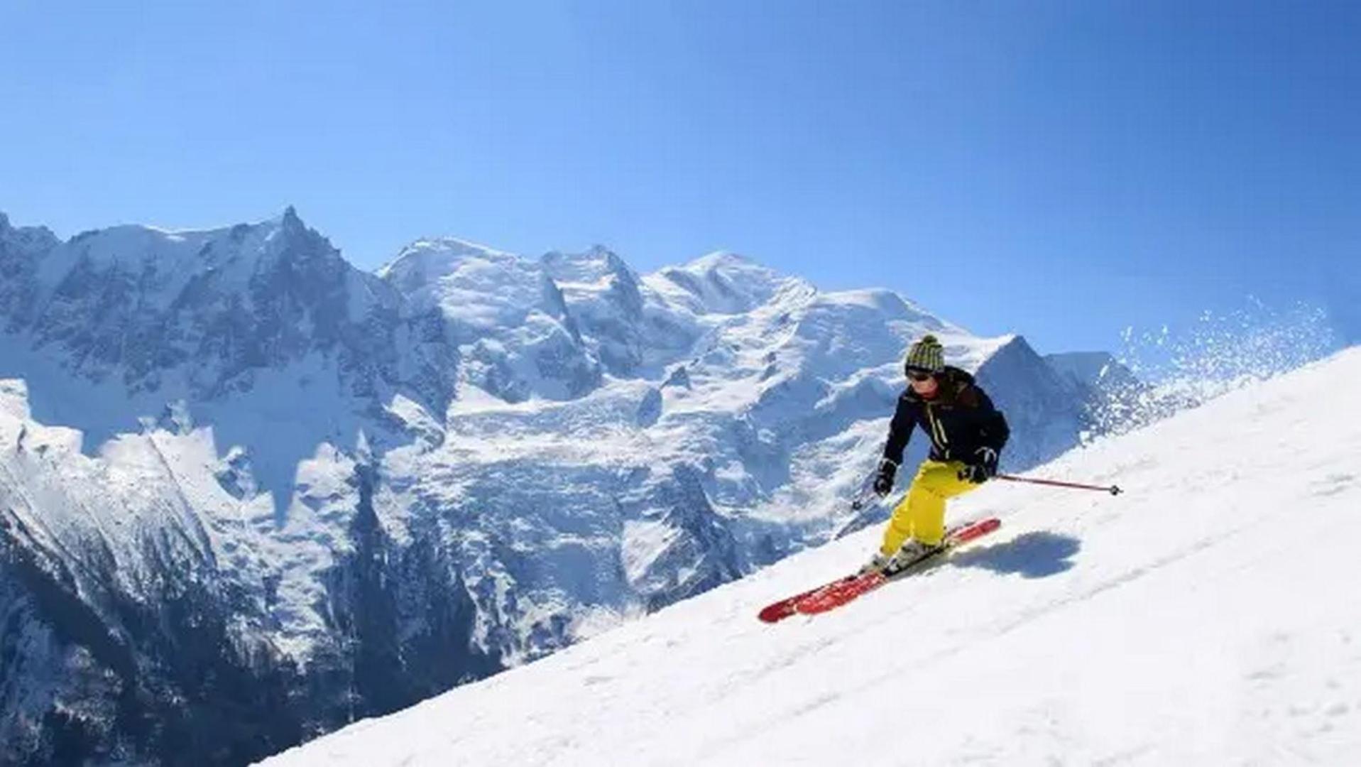 Apartment Le Pied Du Brevent - Walk To Ski Lift, Chamonix Getaway Eksteriør billede